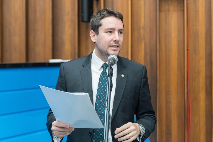 Imagem: Projeto é do deputado João Henrique e quer oferecer caminho seguro e estruturado para a população do Estado