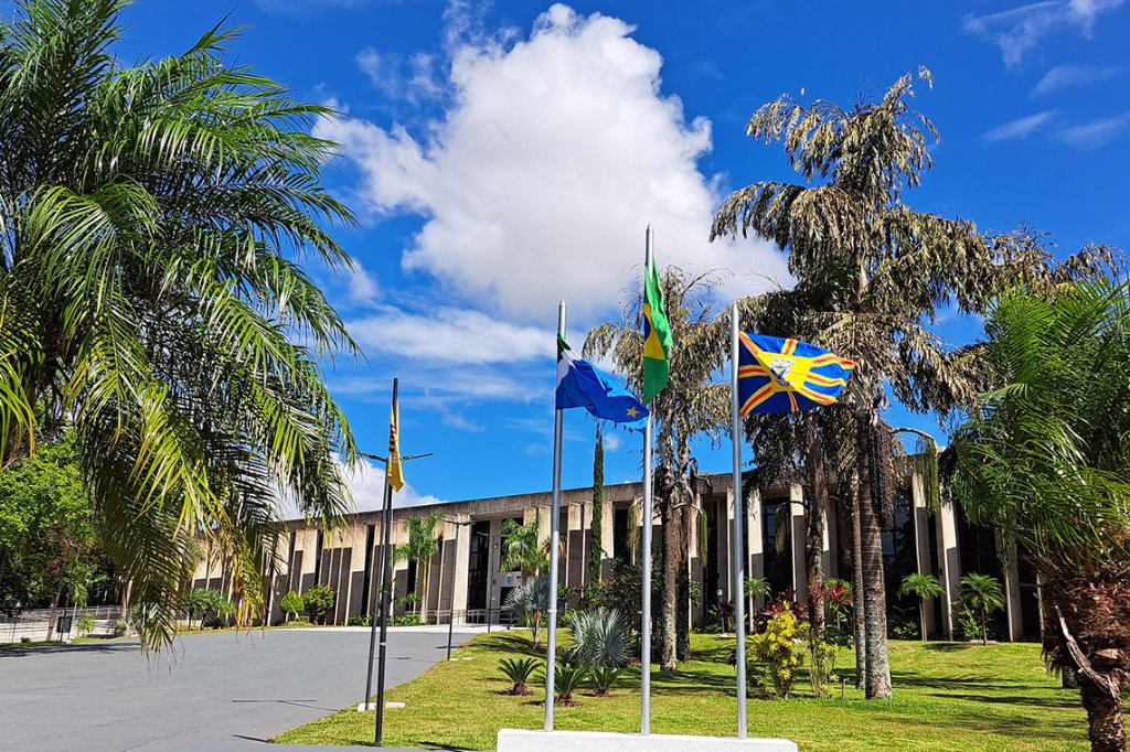 Imagem: A Assembleia Legislativa de Mato Grosso do Sul está localizada no Parque dos Poderes, em Campo Grande