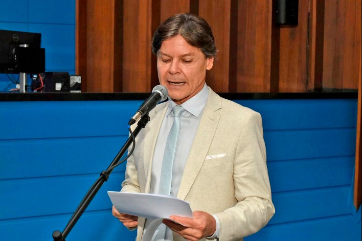 Imagem: Paulo Duarte entra com representação no Ministério Público Federal para imediata instalação de balanças para pesagem de caminhos de minério na BR-262.