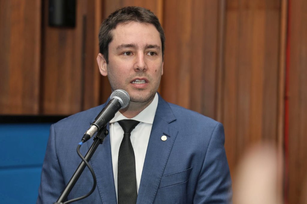 Imagem: Deputado João Henrique, autor do projeto, durante sessão plenária na Assembleia Legislativa de Mato Grosso do Sul