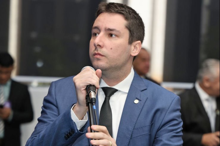 Imagem: Proposta de João Henrique é, entre outras coisas, diminuir para 30 dias o prazo do início do tratamento oncológico