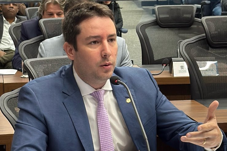 Imagem: Parlamentar alerta para risco de ampliação automática de dívida pública sem análise técnica ou controle legislativo