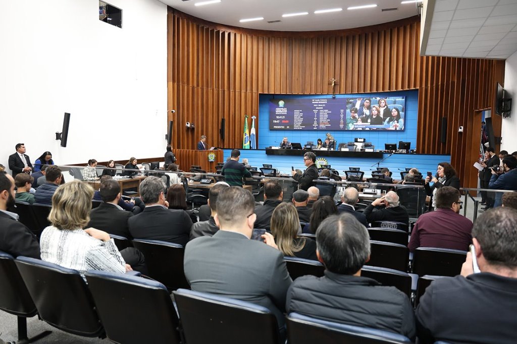 Imagem: Sessão ordinária é realizada no plenário a partir das 9h e é aberta à participação de toda sociedade