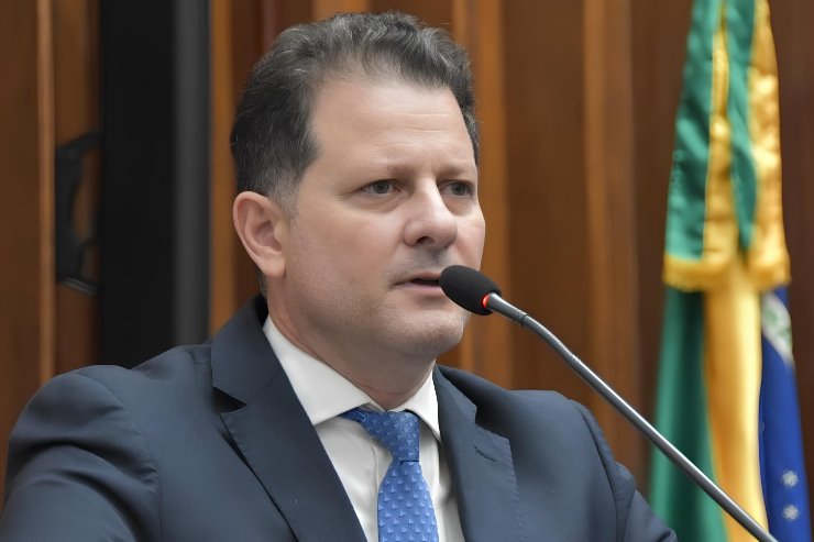 Imagem: Renato Câmara (MDB) durante agenda parlamentar em que protocolou pedido de instalação de guard rails na ponte do Rio Ivinhema, trecho da MS-141 onde ocorreu o acidente