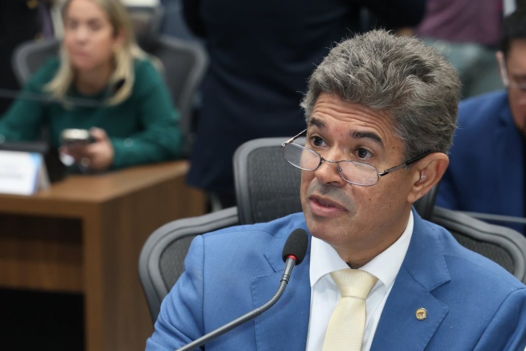 Imagem: Deputado Professor Rinaldo Modesto propôs homenagem a quem trabalha em prol do cooperativismo