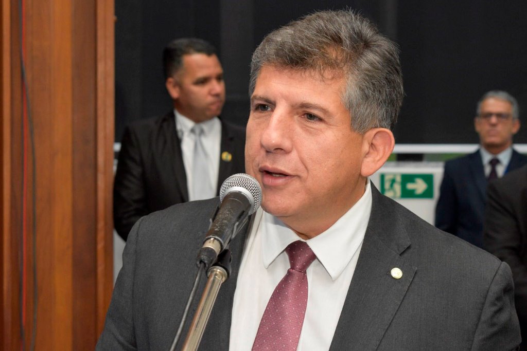 Imagem: Deputado Lidio Lopes, propositor da solenidade em homenagem aos advogados, durante sessão ordinária na ALEMS