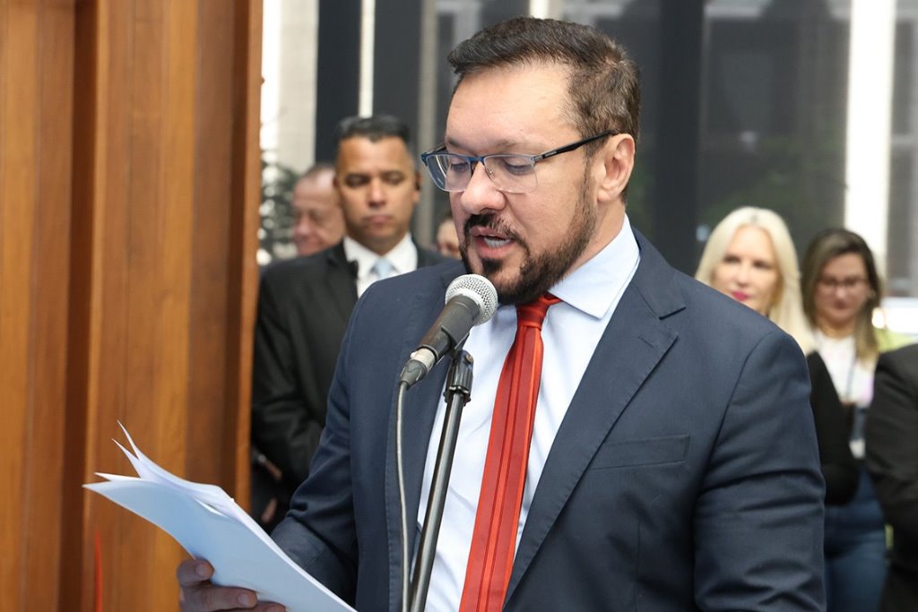 Imagem: Deputado Lucas de Lima propôs política pública de conscientização da importância do esporte para o desenvolvimento de pessoas com TEA