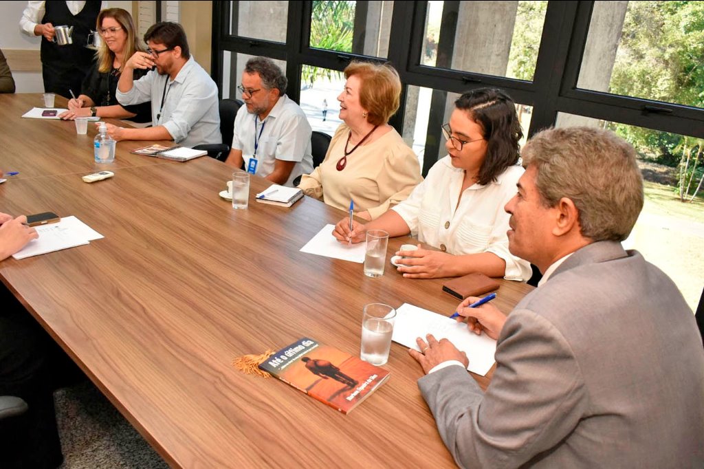Imagem: Reunião foi realizada na Sala de Reuniões Cabo Almi