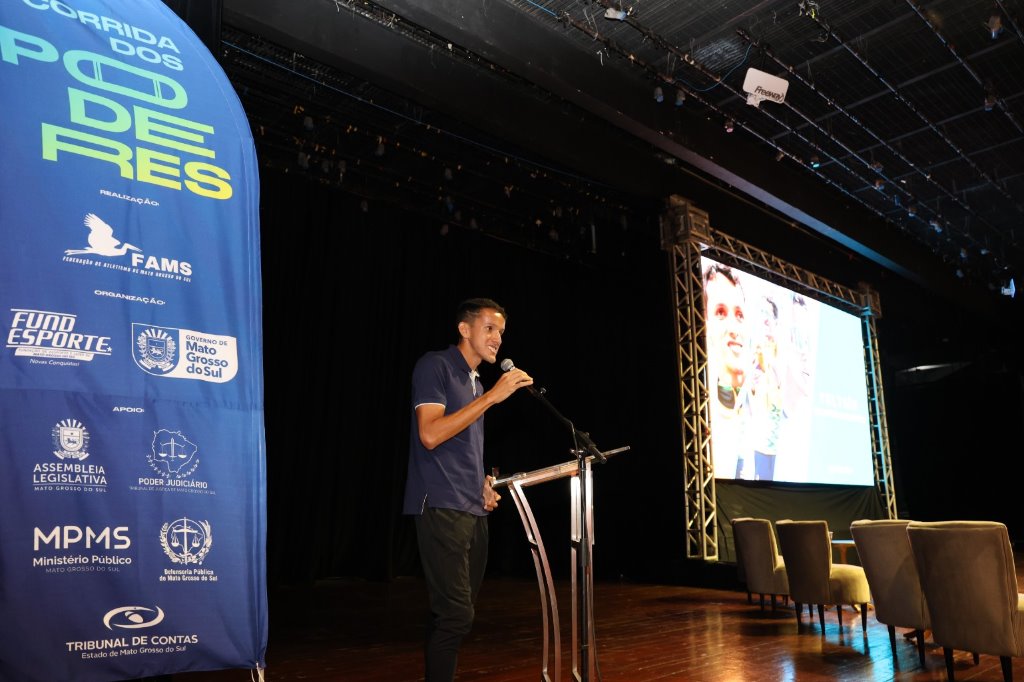 Imagem: Atleta Multicampeão Yeltsin Jacques foi a grande atração do lançamento da 3ª Corrida dos Poderes