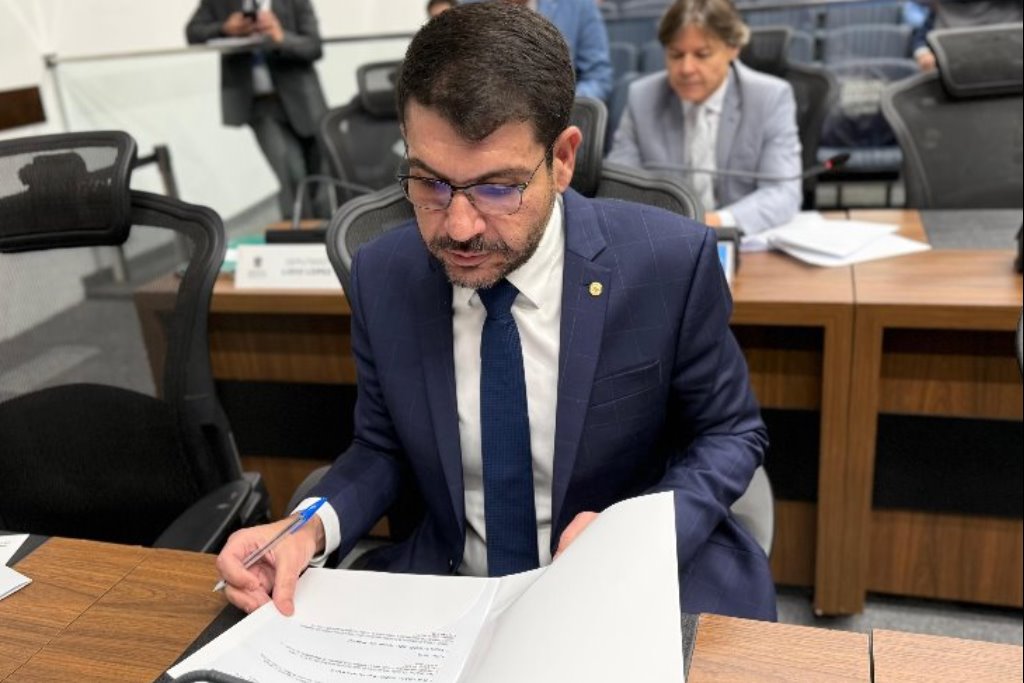 Imagem: Autoria da nova lei é do deputado Jamilson Name