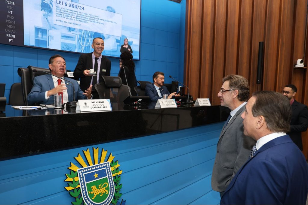 Imagem: Os parlamentares aprovaram outras seis propostas na Ordem do Dia da sessão desta terça-feira