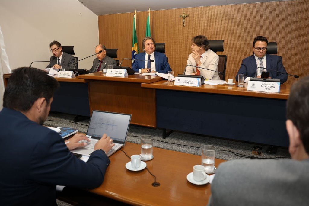 Imagem: As reuniões da CCJR acontecem todas as quartas-feiras no Plenarinho da ALEMS