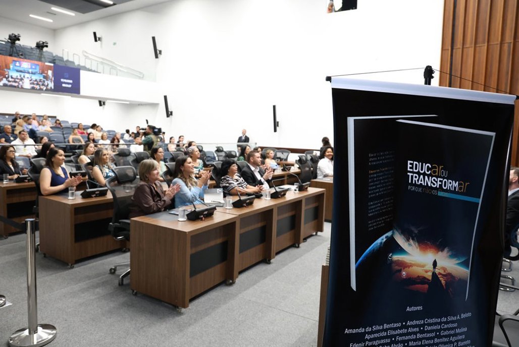 Imagem: Evento ocorreu no Plenário Júlio Maia