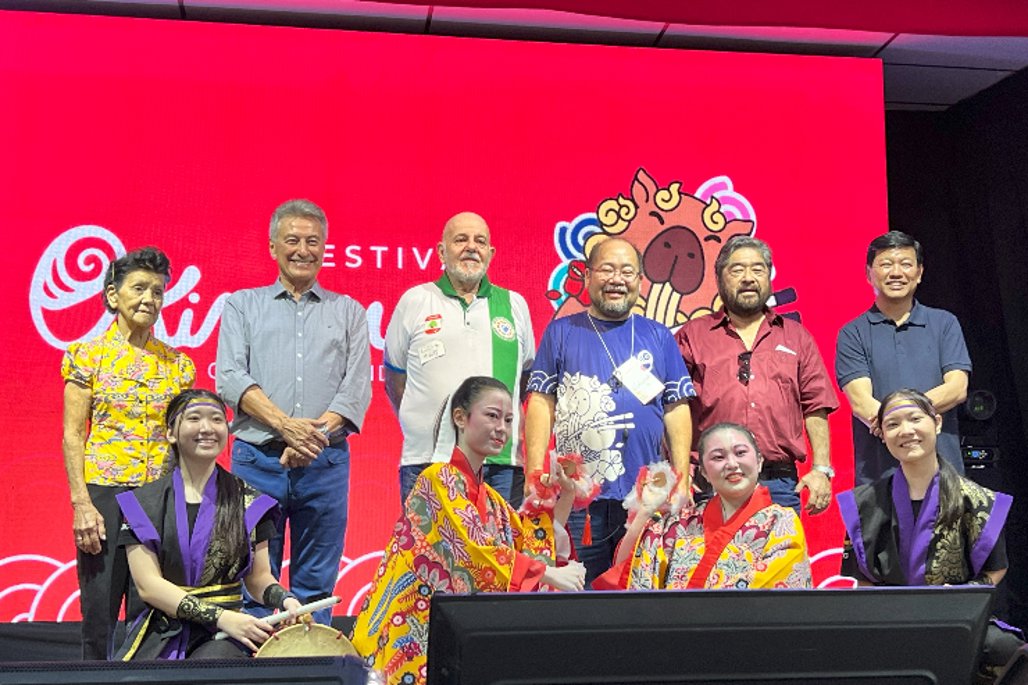 Imagem:  O evento aconteceu no último sábado (25) e contou com apresentações culturais, concurso cosplay, barracas de comida e bazares.