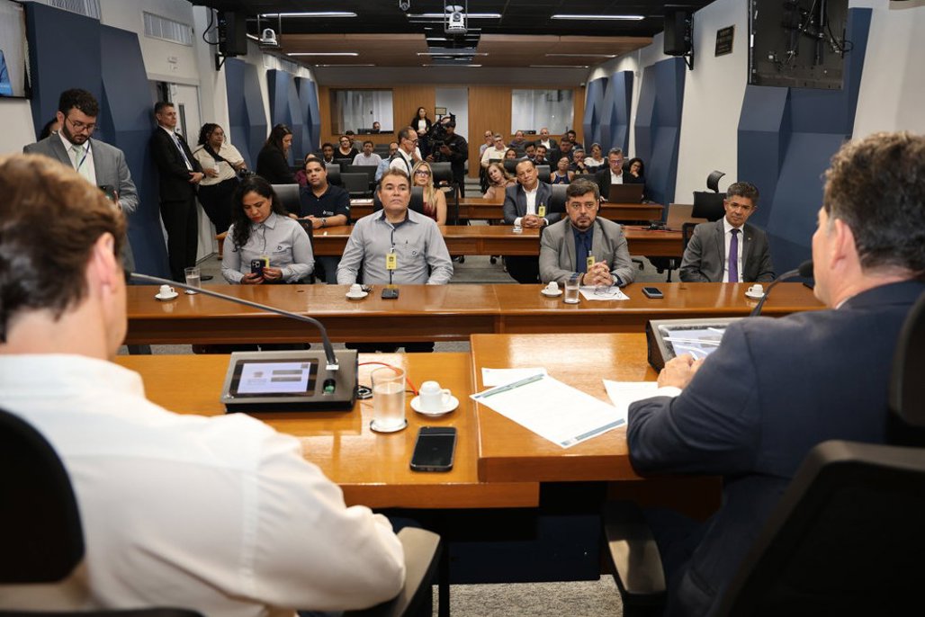 Imagem: Posse dos membros de nova Frente Parlamentar aconteceu nesta tarde no Plenarinho Nelito Câmara