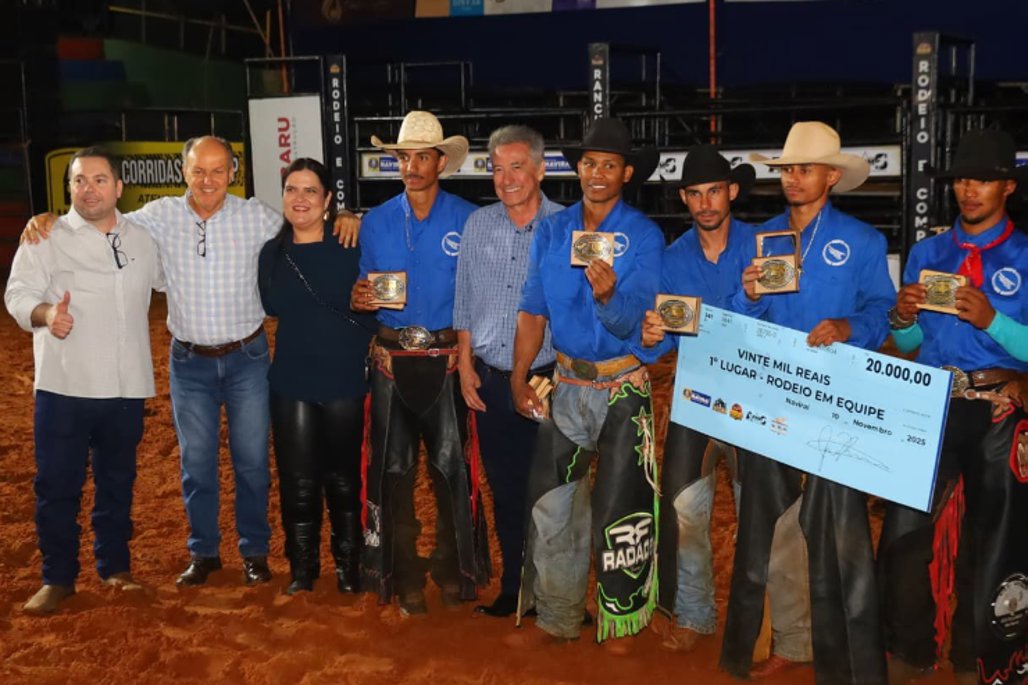 Imagem: O deputado estadual Roberto Hashioka esteve presente na 3ª edição da Festa do Churrasco em Naviraí, um dos maiores eventos da cidade.