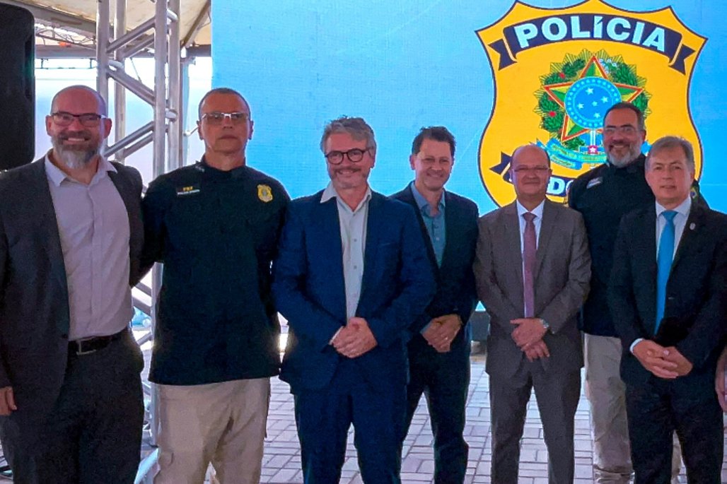 Imagem: Autoridades federais, estaduais e do Legislativo acompanham a entrega da Delegacia Especializada de Fronteira em Dourados, estrutura projetada para fortalecer ações integradas e aprimorar o enfrentamento ao crime transfronteiriço.