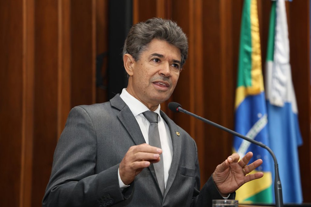 Imagem: Sessão Solene proposta pelo deputado Professor Rinaldo Modesto valoriza a atuação de farmacêuticos e entidades