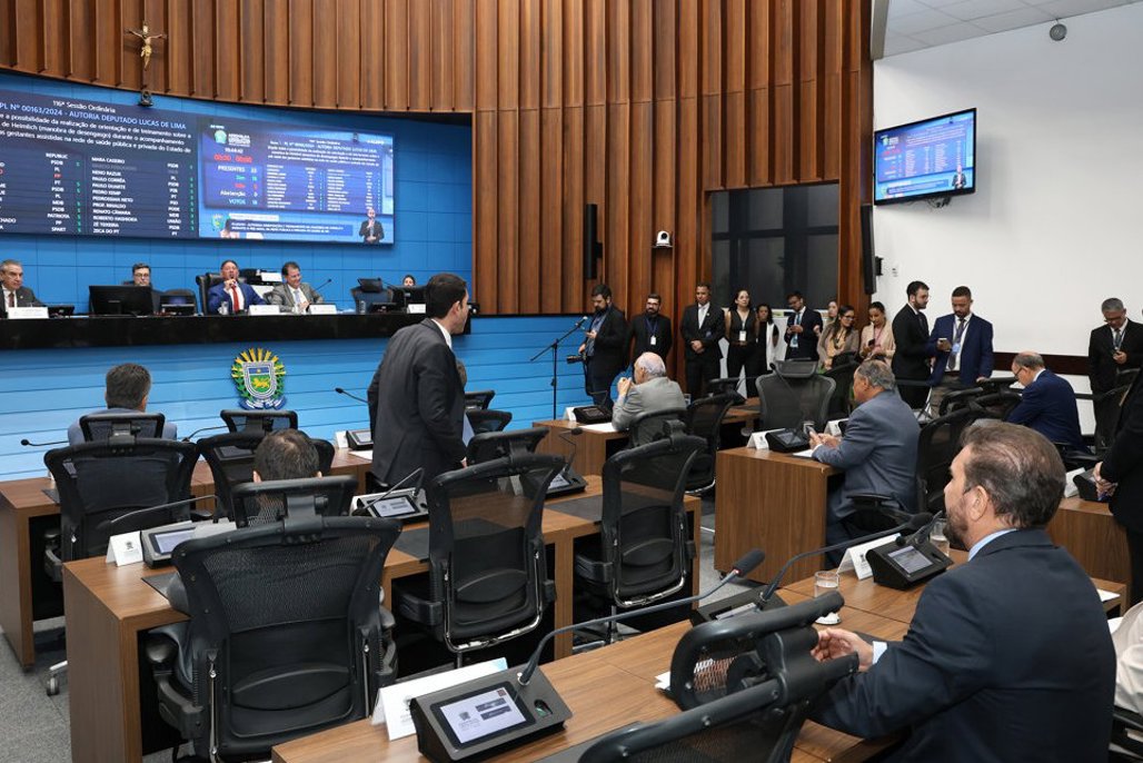 Imagem: Proposições que tratam de orçamento, segurança pública, meio ambiente, saneamento e gestão administrativa serão analisadas hoje