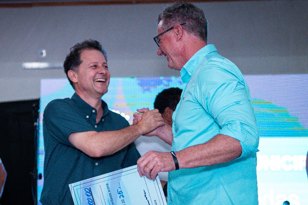 Imagem: Renato Câmara com o prefeito de Sete Quedas, Erlon Daneluz