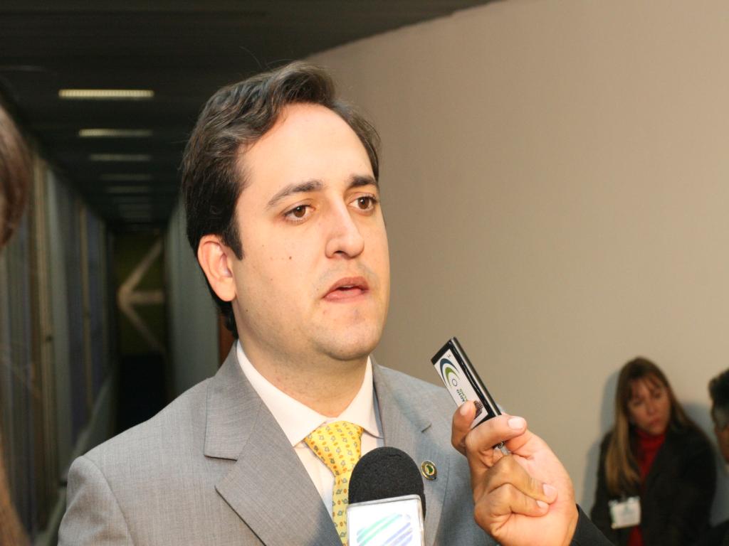 Imagem: Marcio Fernandes sendo entrevistado