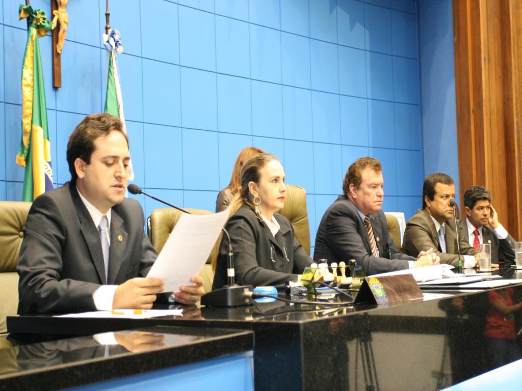 Imagem: Marcio Fernandes, integra a mesa durante sessão