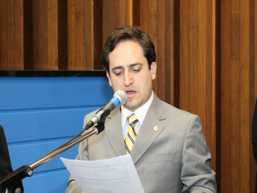 Imagem: Deputado Marcio Fernandes durante sessão