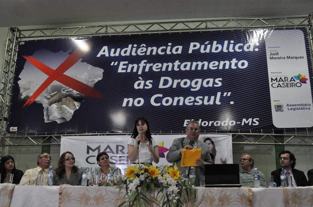 Imagem: Mara e Joil durante audiência em Eldorado