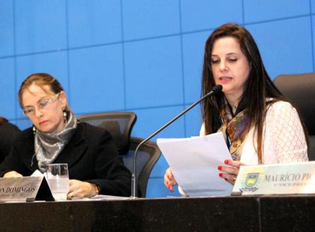 Imagem: Mara faz reivindicação que beneficia bairro de Campo Grande