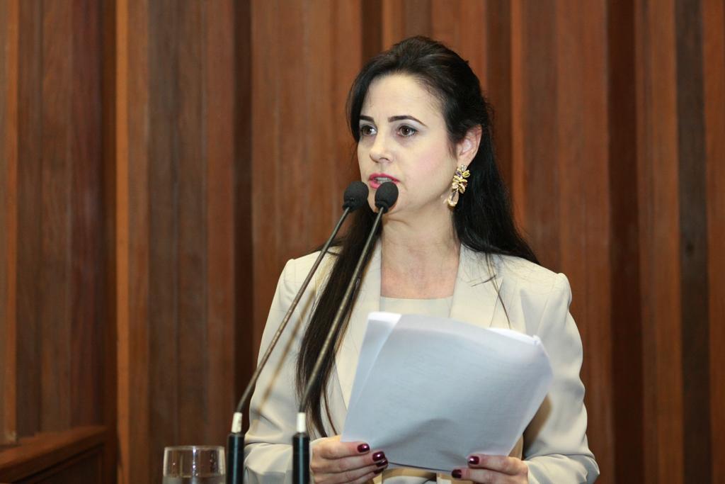 Imagem: Mara Caseiro apresenta proposta que valoriza os educadores de MS