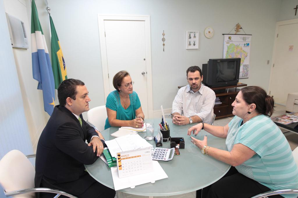 Imagem: Reunião aconteceu na Secretaria Estadual de Educação