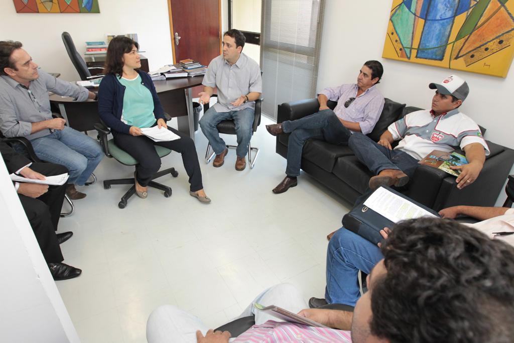 Imagem: Marcio Fernandes na tarde de quarta-feira(12) em reunião na Sefaz-MS