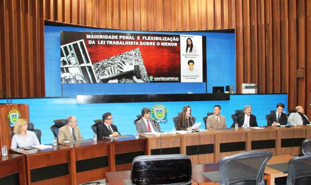 Imagem: Opiniões divergentes durante os debates desta tarde na Assembleia Legislativa