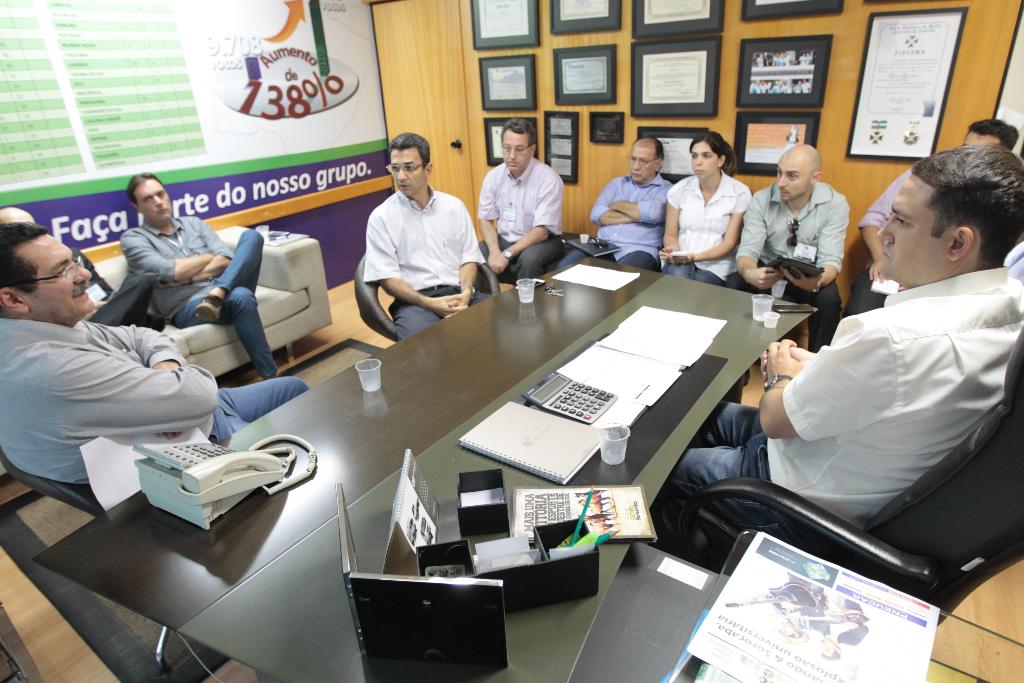 Imagem: Reunião com farmacêuticos para divulgar a lei que reduz o ICMS do protetor solar