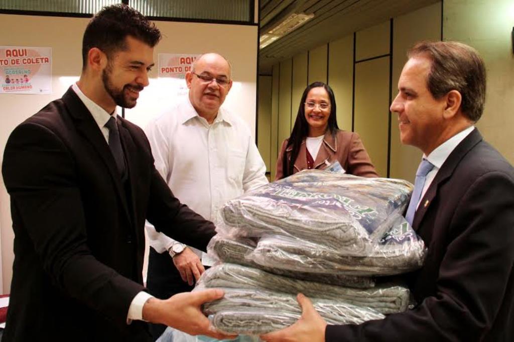 Imagem: Entrega simbólica foi realizada nesta terça-feira (14)