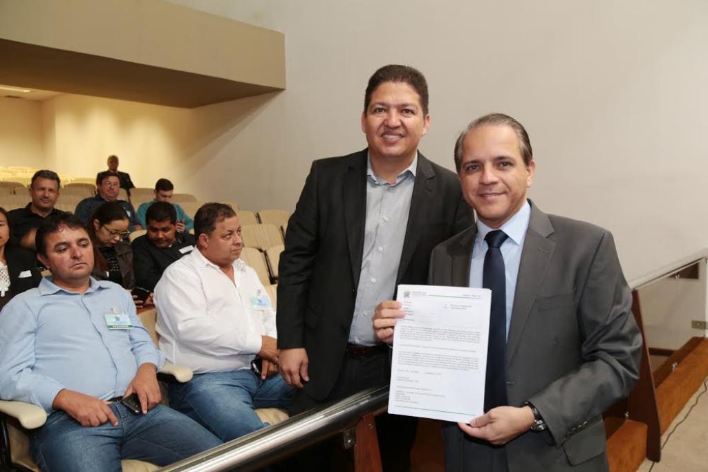 Imagem: Auditores e Sindicato recebem Moção do Coronel David pelos trabalhos desenvolvidos