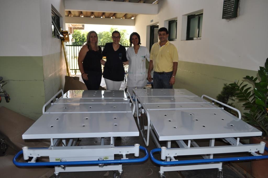 Imagem: O hospital recebeu colchões e macas para atender a população com mais conforto