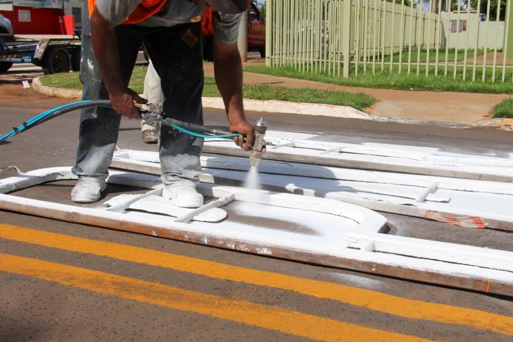 Imagem: Moradores solicitam a recuperação da cobertura asfáltica e da sinalização horizontal